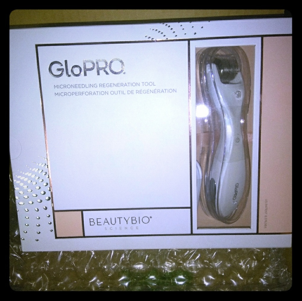 NIB GloPRO Microneedling Regeneration tool